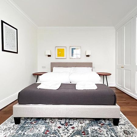 Museum St Central Soho Townhouse London Bagian luar foto